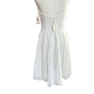David’s bridal wedding dress by Strapless Sweetheart Lace Dress – Size 8 – New w